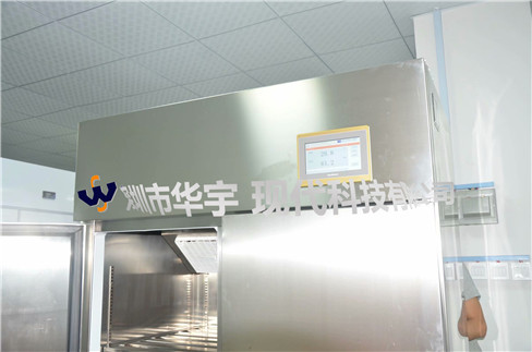 我司为江苏某外资公司提供1000L带PLC显示控制91短视频在线播放(图3)